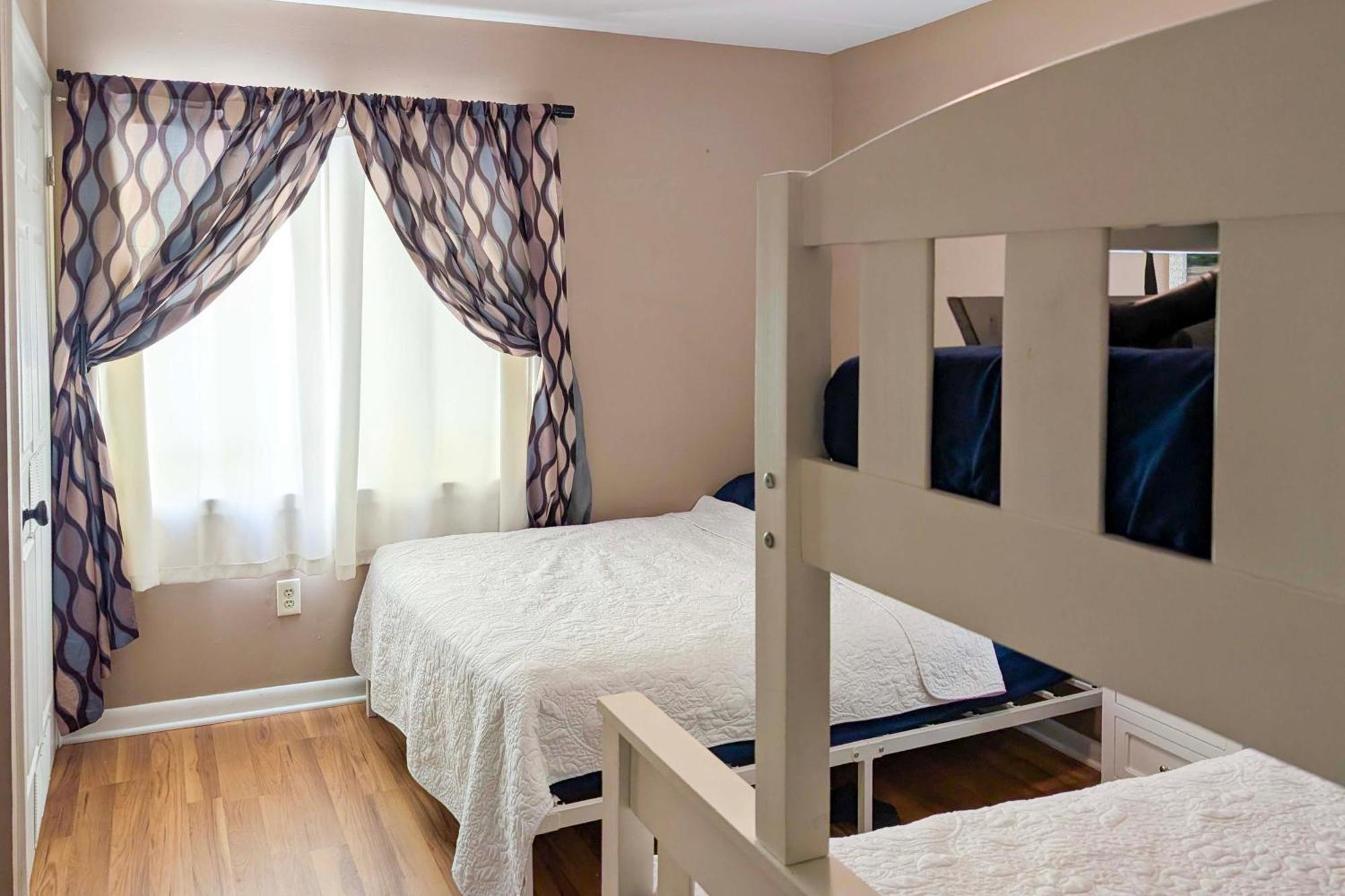 Coastal Condo With Pool, 1 Block To Wildwood Beach! Zewnętrze zdjęcie